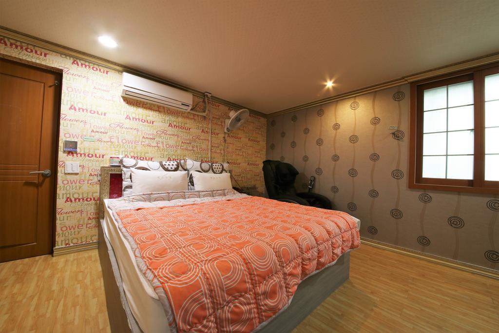 Sense Motel Sasang-Gu Exterior foto